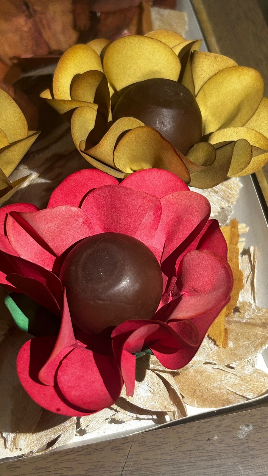 Forminha Camilly – Corte 8 Pontas em Papel Tingido | Artesanal | Kit 100 unid